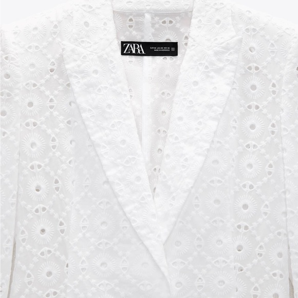 Zara Embroidered Eyelet Blazer Size Medium - Picture 5 of 10